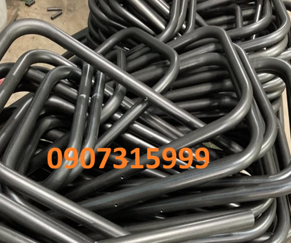 Uốn ống thép/inox phi 38 × 3mm bán kính R=50mm Uốn ống thép/inox phi 38 × 3mm bán kính R=50mm