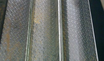 Thép ống đúc chịu nhiệt, chịu mài mòn, chịu áp lực cao.